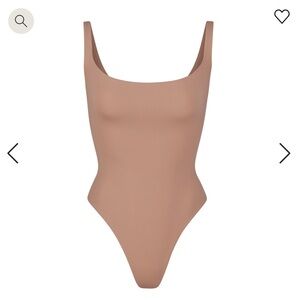 🤎 SKIMS • FITS EVERYBODY SQUARE NECK BODYSUIT in Sienna